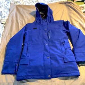 Ski jacket. Great shape. No holes or flaws. Non smoking, one owner.